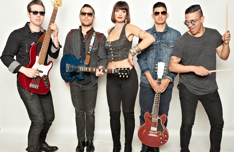 Dynamos – "Shake, Rattle and Roll"